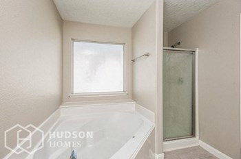 Hudson Homes Management Single Family Homes - Photo Gallery 9