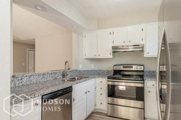 Hudson Homes Management Single Family Home 5300 Village Way, Nashville, TN 37211, USA