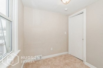 Hudson Homes Management Single Family Home For Rent Pet Friendly remodeled kitchen remodeled bathroom beautiful
10012 ROBINSON AVE 10012 Robinson Ave Unit 2 Garfield Hts OH 44125 - Photo Gallery 6
