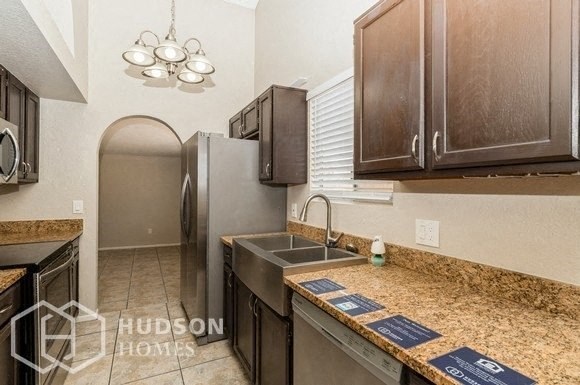 Hudson Homes Management Single Family Homes - 3902 W Denver St, Chandler, AZ, 85226