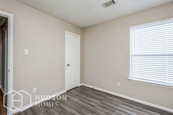 Hudson Homes Management Single Family Homes - Photo Gallery 5