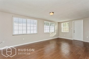 Hudson Homes Management Single Family Home For Rent Pet Friendly  - 5651 Canosa Drive, Holiday, FL, 34690 - Photo Gallery 8
