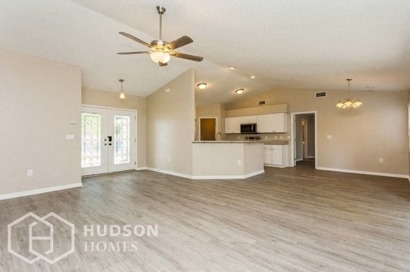 Hudson Homes Management Single Family Homes - 606 Parsons Reserve Ct, Seffner, FL, 33584