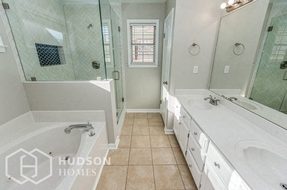 Hudson Homes Management Single Family Home 7702 Shadow View Cv, Arlington, TN 38002, USA