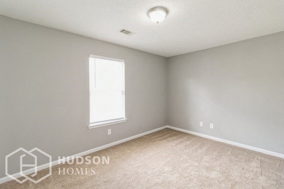 Hudson Homes Management Single Family Home For Rent Pet Friendly remodeled kitchen remodeled bathroom beautiful 106 Pin Oak Trl Villa Rica GA 30180