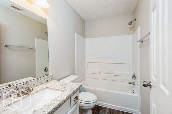 Hudson Homes Management Single Family Homes - 21127 Wortham Oaks Dr, Humble, TX 77338