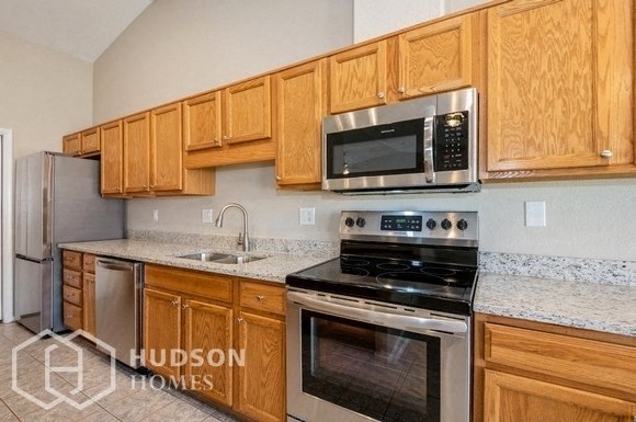 Hudson Homes Management Single Family Homes - 3134 E John Cabot Dr, Phoenix, AZ, 85032