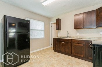 Hudson Homes Management Single Family Homes – 4125 7Th Ave N, Saint Petersburg FL, 33713 - Photo Gallery 5