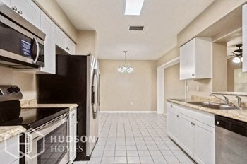 Hudson Homes Management Single Family Homes - 4226 Ann Way, Sarasota, FL, 34232 - Photo Gallery 6