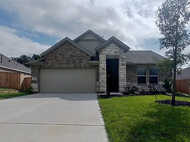 Hudson Homes Management Single Family Home For Rent Pet Friendly 12325 Delta Timber Rd, Conroe, TX, 77304