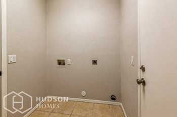 Hudson Homes Management Single Family Home For Rent Pet Friendly - Photo Gallery 10
