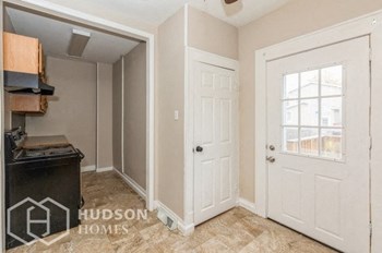 Hudson Homes Management Single Family Homes - 127 Exchange Street, Colonie, NY, 12205 - Photo Gallery 8