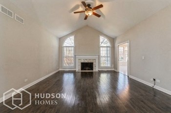 Hudson Homes Management Single Family Home For Rent Pet Friendly remodeled kitchen remodeled bathroom beautiful lawn spacious vaulted ceiling island kitchen granite patio ceramic tile  2117 FARGO BOULEVARD GENEVA Illinois 60134 - Photo Gallery 6