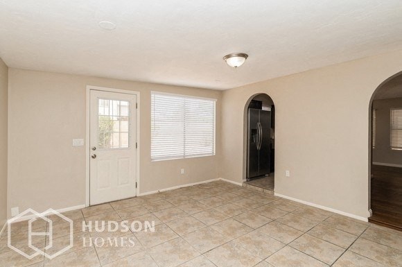 Hudson Homes Management Single Family Homes - 3902 W Denver St, Chandler, AZ, 85226