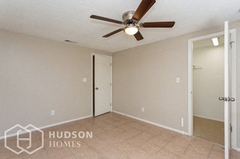 Hudson Homes Management Single Family Home For Rent Pet Friendly  - 8908 High Ridge Ct, Tampa, FL 33634 - Photo Gallery 10