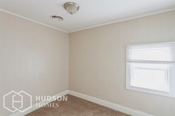 Hudson Homes Management Hudson Homes Management Single Family Home For Rent Pet Friendly Pine Troy For Rent - Photo Gallery 6