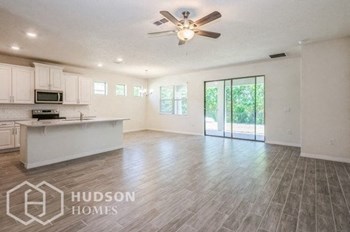 Hudson Homes Management Single Family Homes- 1527 Lyonsdale Ln, Sanford, FL 32771 - Photo Gallery 3