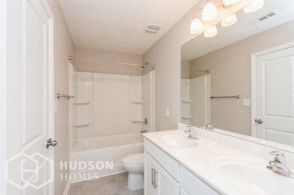 Hudson Homes Management Single Family Home 400 Wheat Field Dr, Mount Holly, NC, 28120