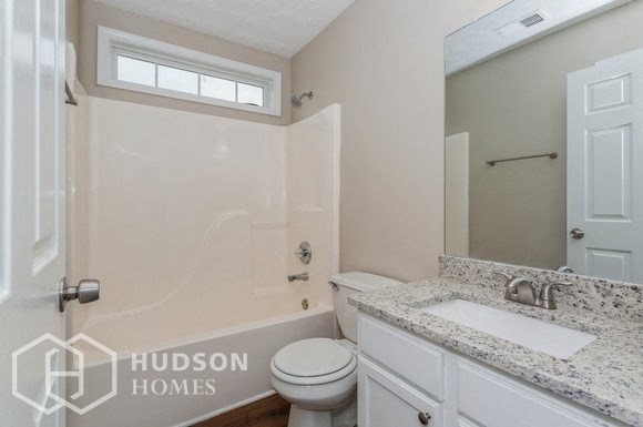 Hudson Homes Management Single Family Home 401 Towler Walk, Loganville, GA 30052, USA