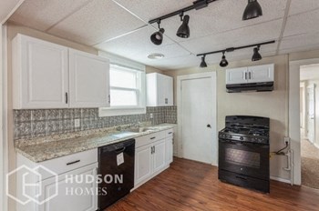 Hudson Homes Management Hudson Homes Management Single Family Home For Rent Pet Friendly Pine Troy For Rent - Photo Gallery 3