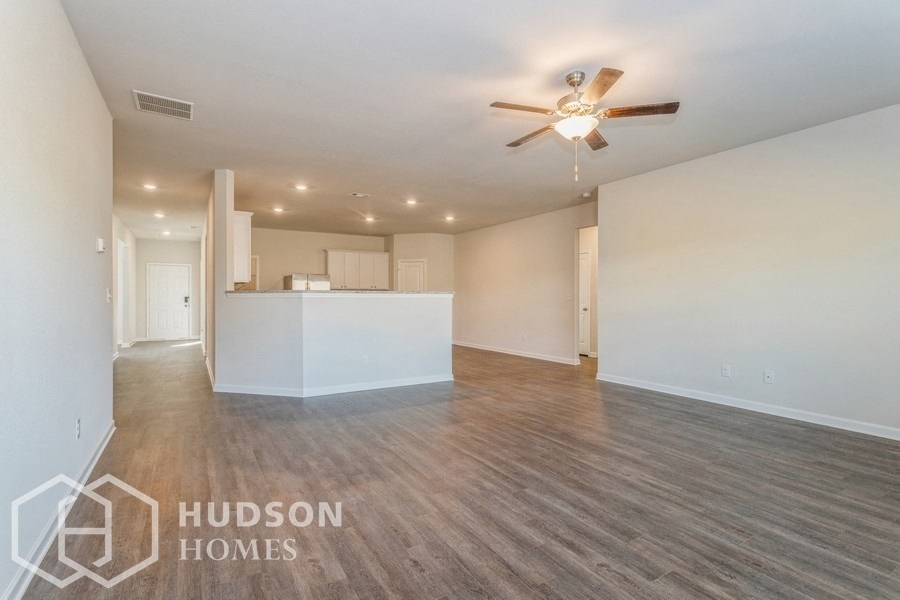 Hudson Homes Management Single Family Home For Rent Pet Friendly 1383 Deutz Drive, Locust Grove, GA, 30248