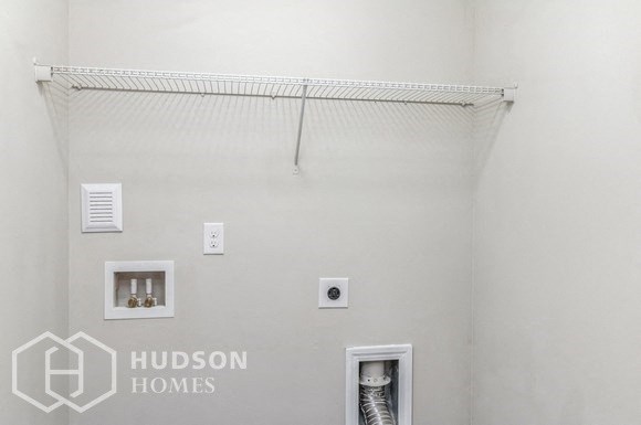 Hudson Homes Management Single Family Home 531 Scotland Dr, Dallas, GA 30132, USA
