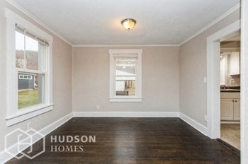 70 Highland Ave 3 Beds House for Rent - Photo Gallery 12