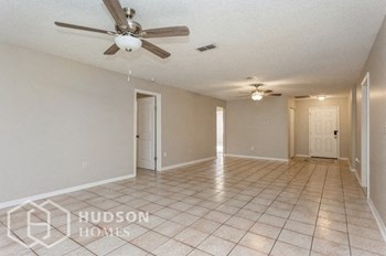 Hudson Homes Management Single Family Homes- 10205 Turkey Oak Dr, New Port Richey, FL 34654 - Photo Gallery 6