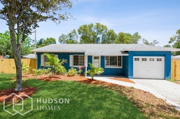Hudson Homes Management Single Family Homes - 1100 Windsor Hill Way, Tarpon Springs, FL, 34689