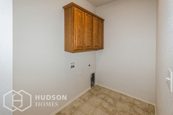 Hudson Homes Management Single Family Home For Rent Pet Friendly 3921 Foreland Dr Roanoke TX 76262 4 bedrooms 2 bathrooms carpet refrigerator dishwasher microwave single story two car garage washer dryer connections