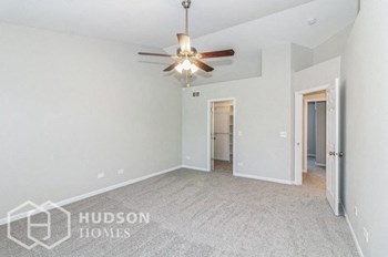 Hudson Homes Management Single Family Homes – 410 Ogden Fls Blvd, Oswego, IL, 60543 - Photo Gallery 12