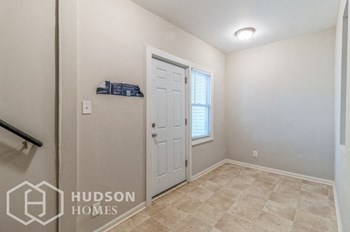 Hudson Homes Management Single Family Home For Rent Pet Friendly 6429 S MORGAN ST Unit 1 - CHICAGO, IL - Photo Gallery 2