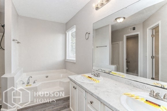 Hudson Homes Management Single Family Home For Rent Pet Friendly  - 9492 Thomas Downs Ln, Jonesboro, GA, 30238