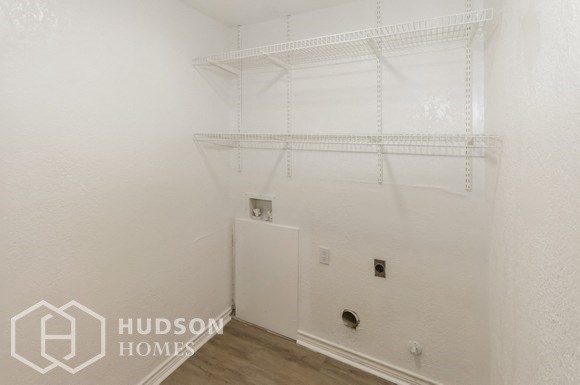 Hudson Homes Management Single Family Homes - 105 Vassar Court, Waxahachie, TX, 75165