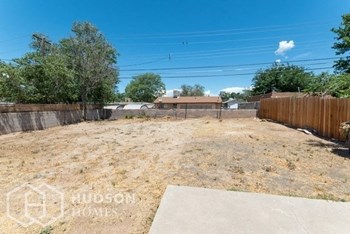 Hudson Homes Management 10605 Menaul Ne 3 Beds House for Rent - Photo Gallery 4