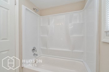 For Rent Hudson Homes Management - 132 JUDY DR UNIT 2 - Photo Gallery 13