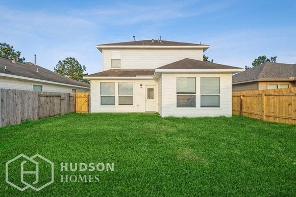 Hudson Homes Management Single Family Homes - 21127 Wortham Oaks Dr, Humble, TX 77338