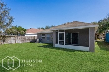 Hudson Homes Management Single Family Home For Rent Pet Friendly remodeled kitchen remodeled bathroom beautiful 6724 Cambridge Park Dr Apollo Beach	FL 33572 - Photo Gallery 14
