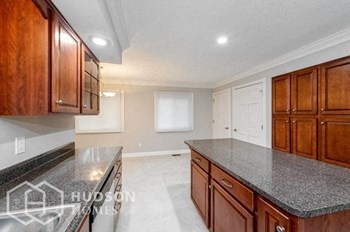 Hudson Homes Management Single Family Homes – 723 Bennett Rd, Carmel, IN 46032 - Photo Gallery 14