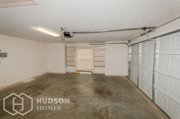 Hudson Homes Management Single Family Home For Rent Pet Friendly remodeled kitchen remodeled bathroom beautiful 121 Windermere St	Waxahachie TX	75165