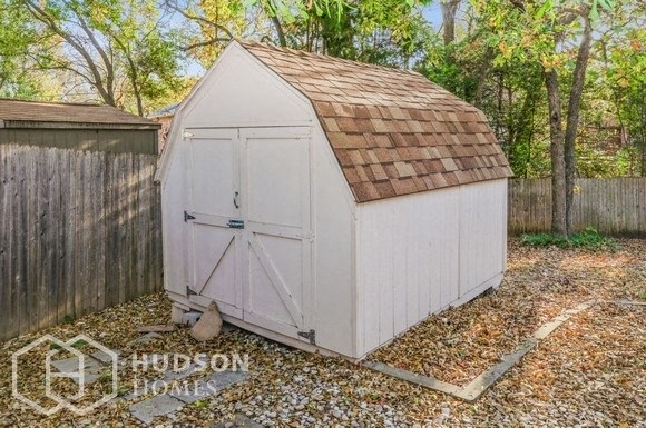 Hudson Homes Management Single Family Homes - 1807 Big Bend Dr, Grapevine, TX, 76051