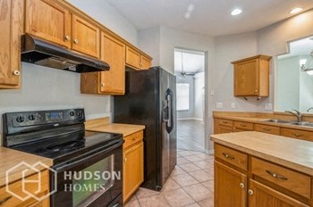 Hudson Homes Management Single Family Homes- 107 LISA LOOP, WINTER SPRINGS, FL 32708 - Photo Gallery 9