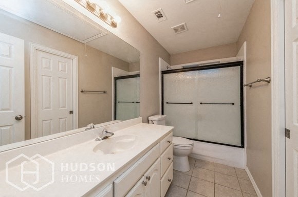 Hudson Homes Management Single Family Homes – 1352 W Branch Hollow Dr, Carrollton, TX, 75007