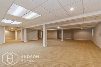 Hudson Homes Management Single Family Home For Rent Pet Friendly remodeled kitchen remodeled bathroom beautiful lawn spacious vaulted ceiling island kitchen granite patio ceramic tile  2117 FARGO BOULEVARD GENEVA Illinois 60134 - Photo Gallery 18
