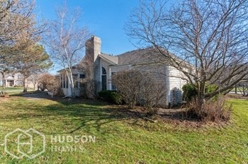 Hudson Homes Management Single Family Home For Rent Pet Friendly remodeled kitchen remodeled bathroom beautiful lawn spacious vaulted ceiling island kitchen granite patio ceramic tile  2117 FARGO BOULEVARD GENEVA Illinois 60134 - Photo Gallery 20