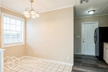 700 W 1St St 3 Beds House for Rent - Photo Gallery 19