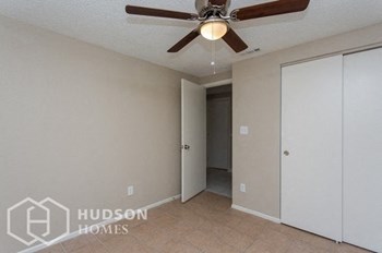 Hudson Homes Management Single Family Home For Rent Pet Friendly  - 8908 High Ridge Ct, Tampa, FL 33634 - Photo Gallery 19