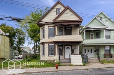 Hudson Homes Management Single Family Homes - 1033 Chrisler Ave Unit 2, Schenectady, NY, 12303