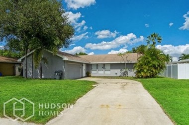 Hudson Homes Management Single Family Homes - 5321 Fox Valley Trail, Lake Worth, FL 33463