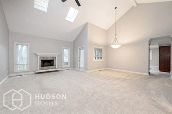 Hudson Homes Management Single Family Homes – 723 Bennett Rd, Carmel, IN 46032 - Photo Gallery 3